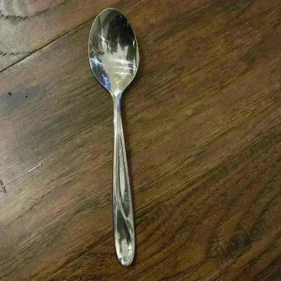 Edgartown By REED & BARTON Stainless Select Flatware 23 pieces - Picture 3 of 5